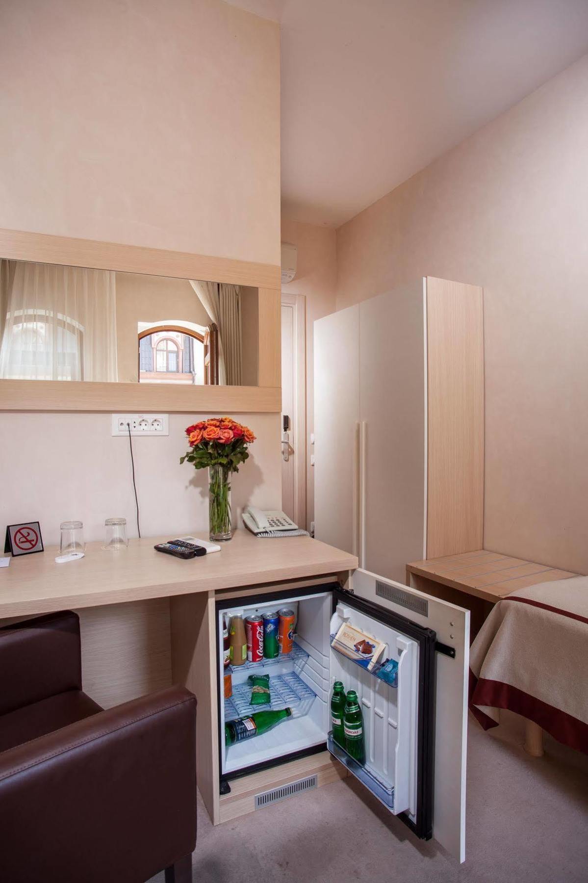 Boutique Hotel Palais Royal Odessa Quarto foto